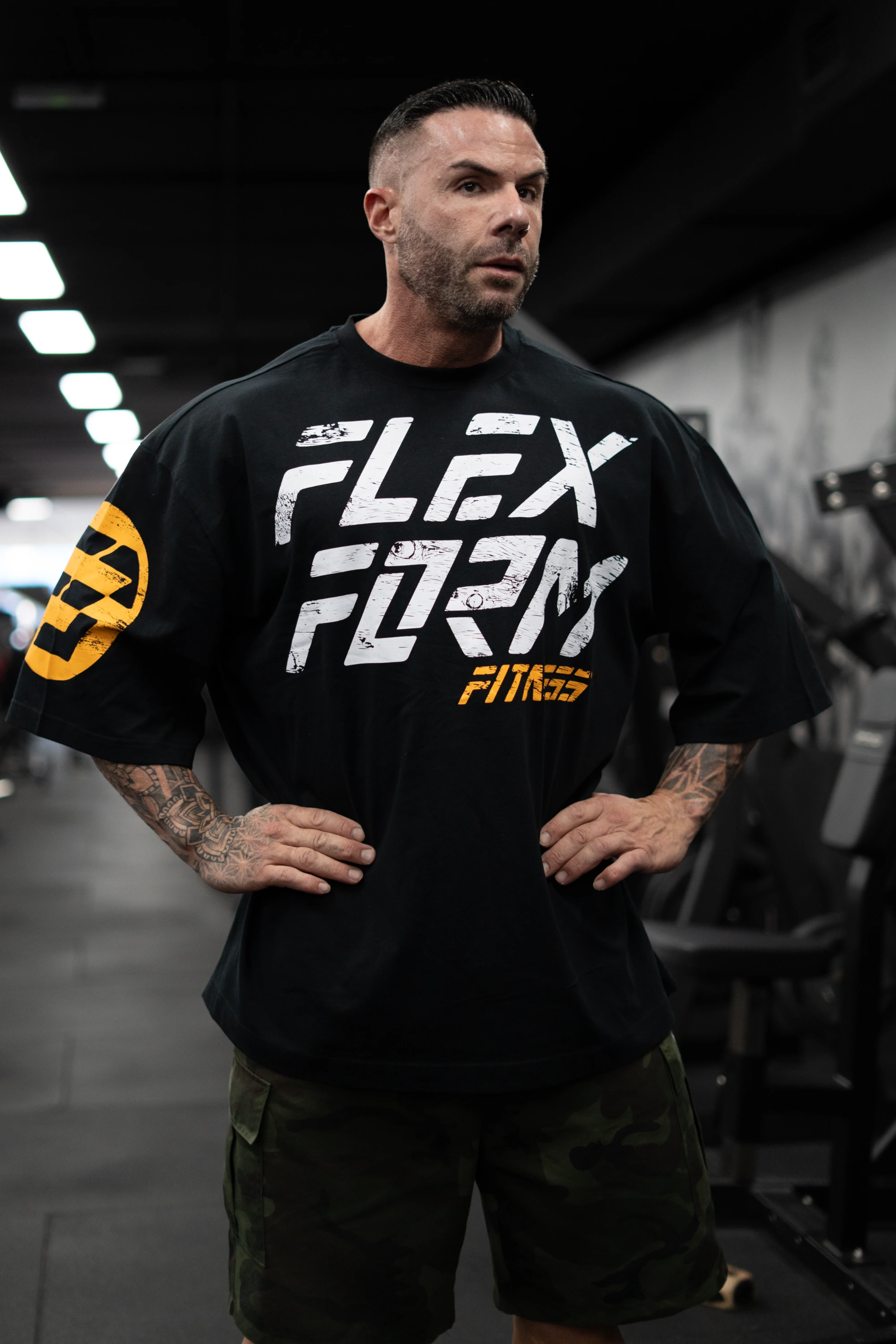 CAMISETA SUPEROVERSIZE MANGAS 3/4 MR. F3 HOMBRE - Vista 1
