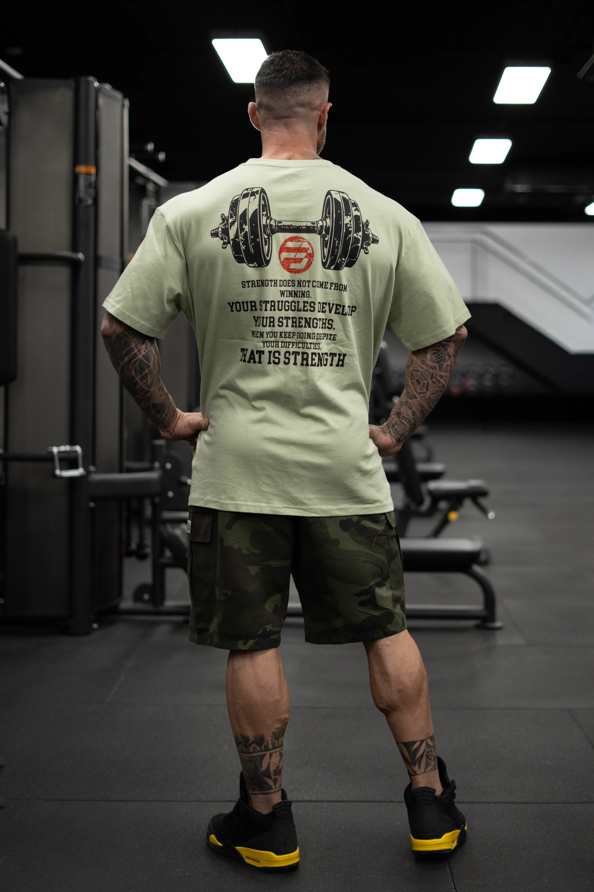 T-Shirt OVERSIZE THAT IS STRENGTH Men - 2