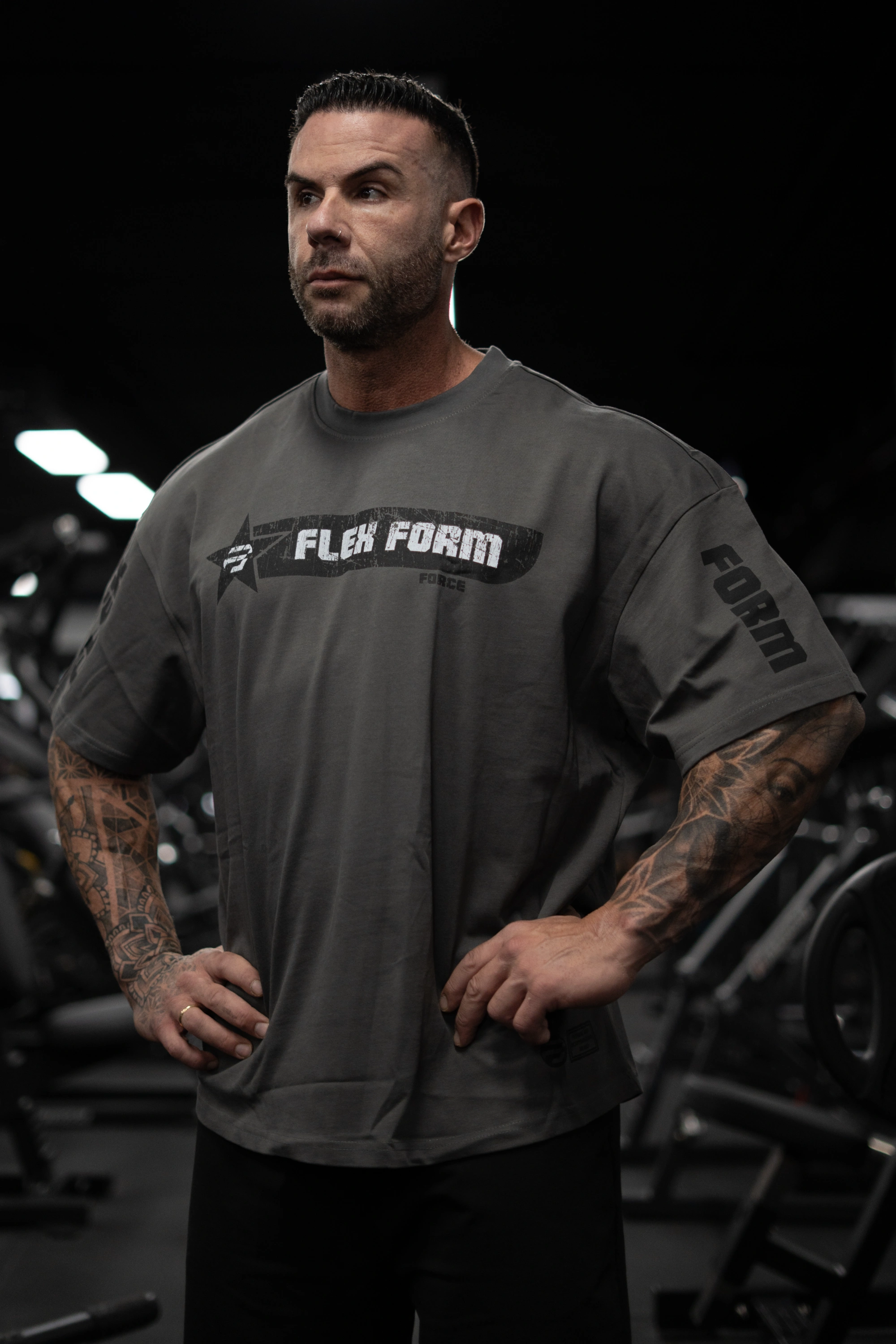 Men's Superoversize Train or Die T-Shirt - Vista 1
