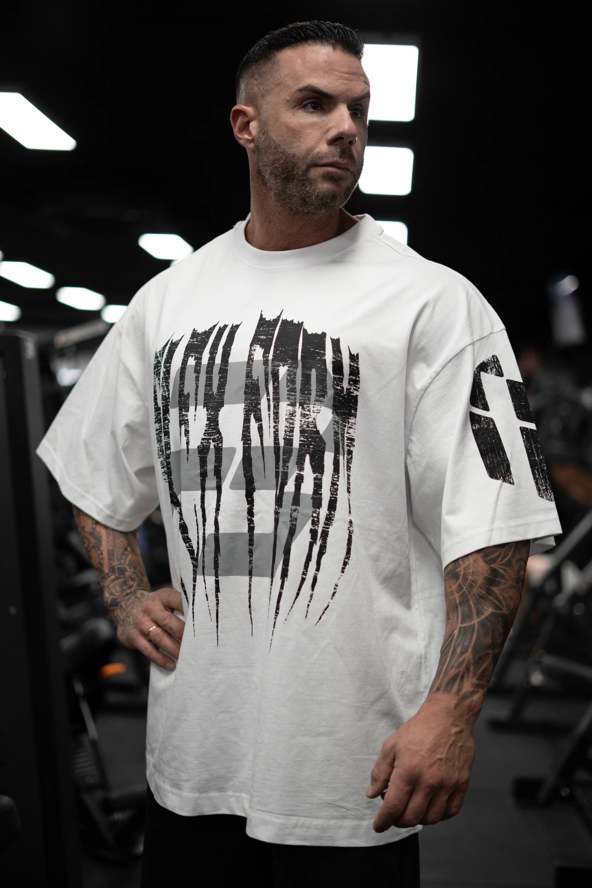 CAMISETA SUPEROVERSIZE MANGAS 3/4 BEAST HOMBRE - Vista 1