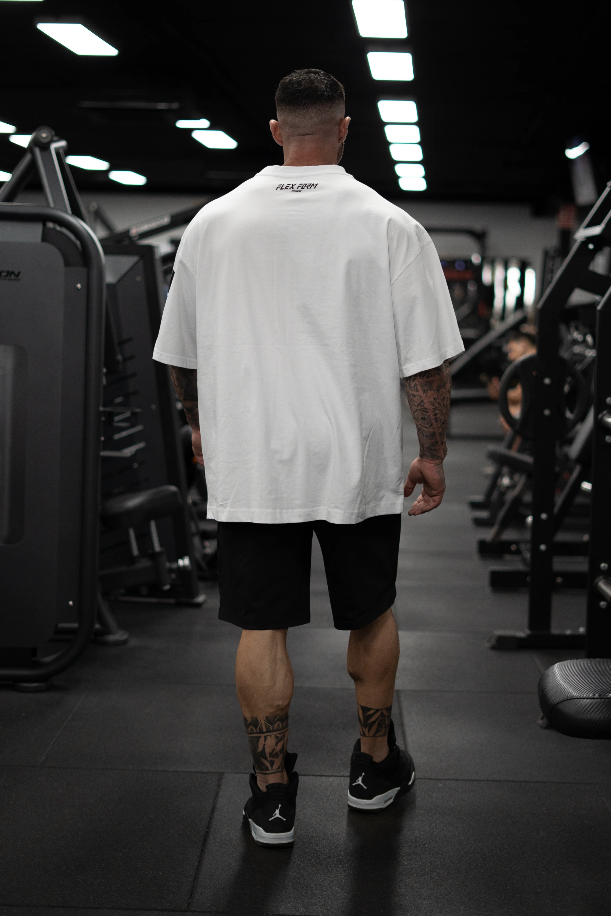 CAMISETA SUPEROVERSIZE MANGAS 3/4 BEAST HOMBRE - Vista 3