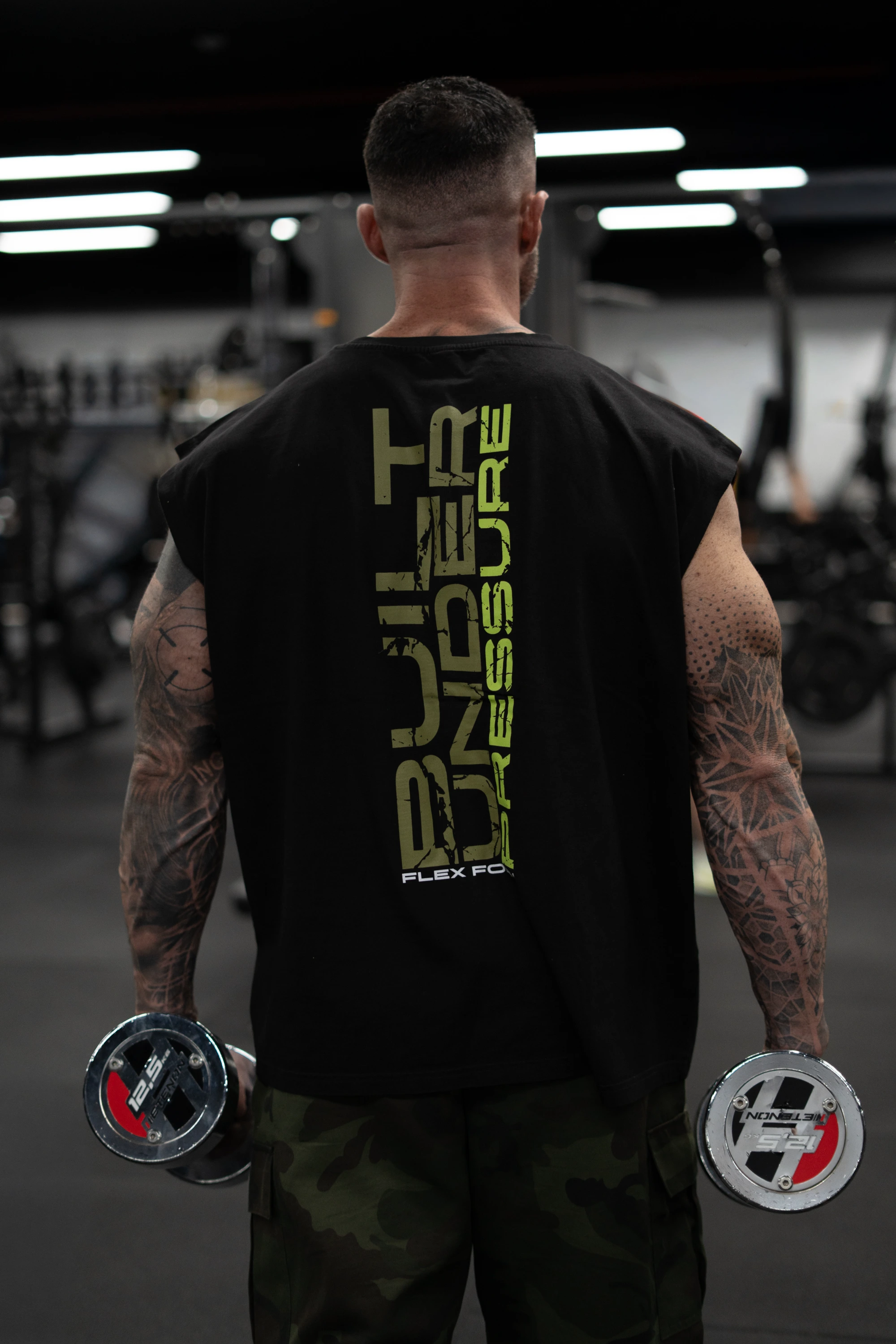 CAMISETA SIN MANGA OVERSIZE VERTICAL BUP HOMBRE - Vista 1